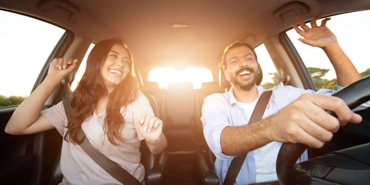 How Much Can Buying A Driving Licence Experts Earn?